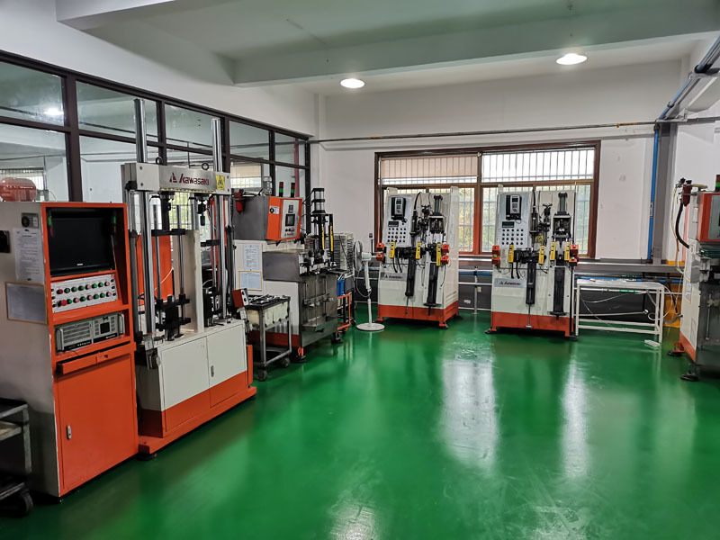 Ningbo XiaYi Electromechanical Technology Co.,Ltd. ligne de production du fabricant