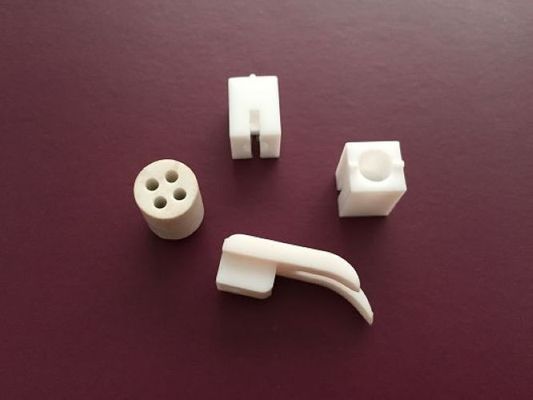 Pièces du moulage par injection PTFE 2.4g/cm3