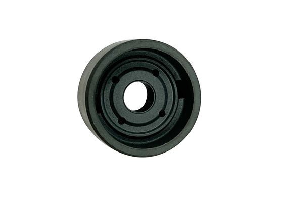 Piston absorbant les chocs avec une dureté et une résistance à l'écrasement appropriées