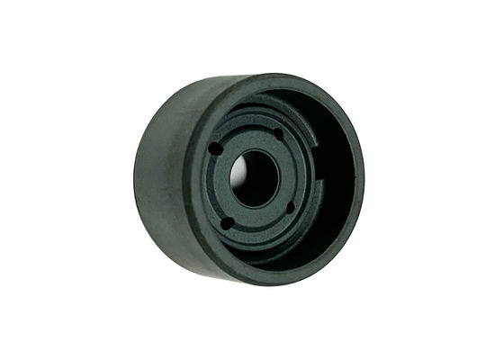 Piston absorbant les chocs avec une dureté et une résistance à l'écrasement appropriées